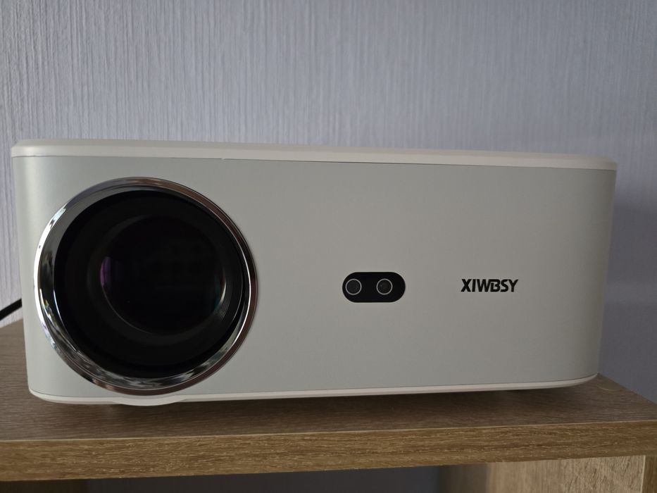 Продам проэктор XIWBSY/Horlat 2/32