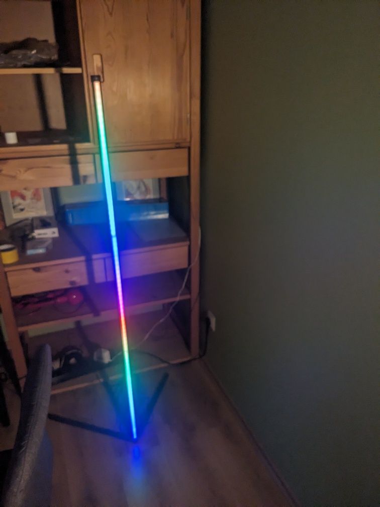Lampa podłogowa Grundig FLOOR zintegrowane źródło LED 6 W czarny