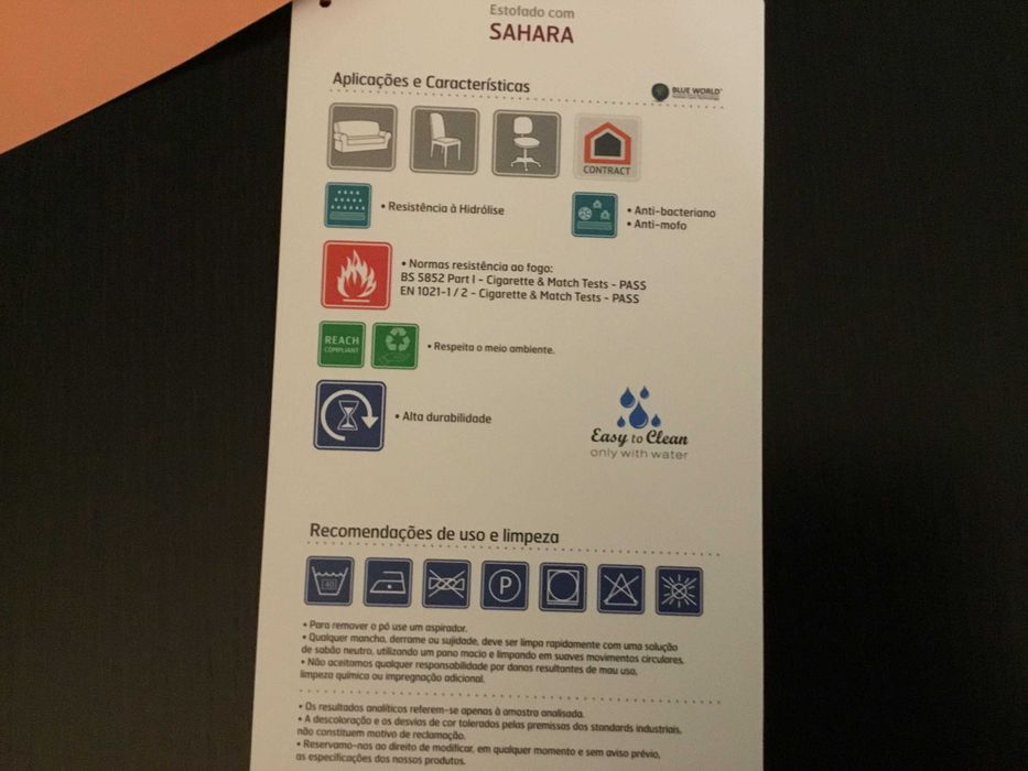 Vendo Sofá Branco 3.600mts como novo em pele