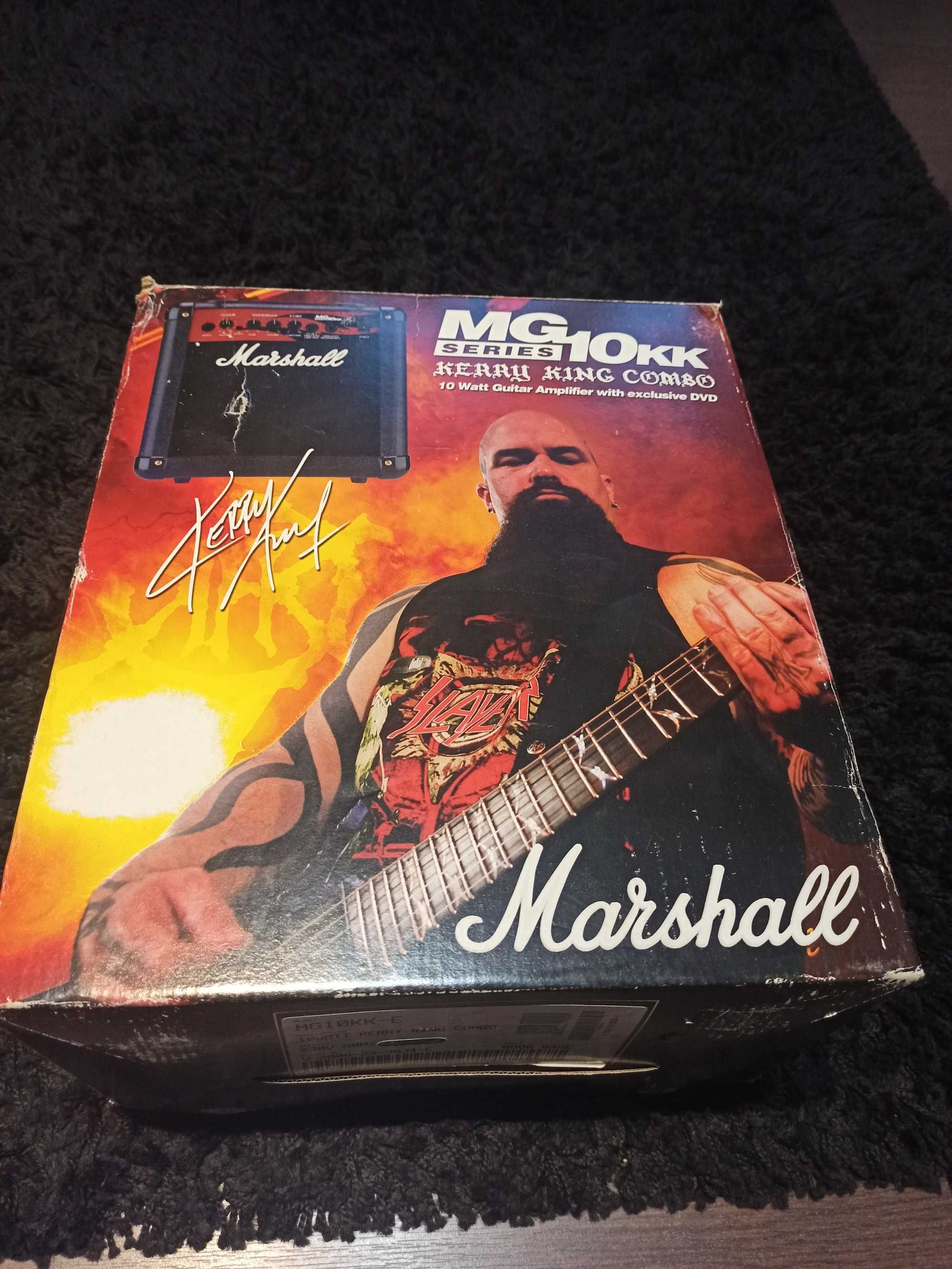Wzmacniacz gitarowy Marshall MG 10 KK. Sygnatura Kerry King Slayer