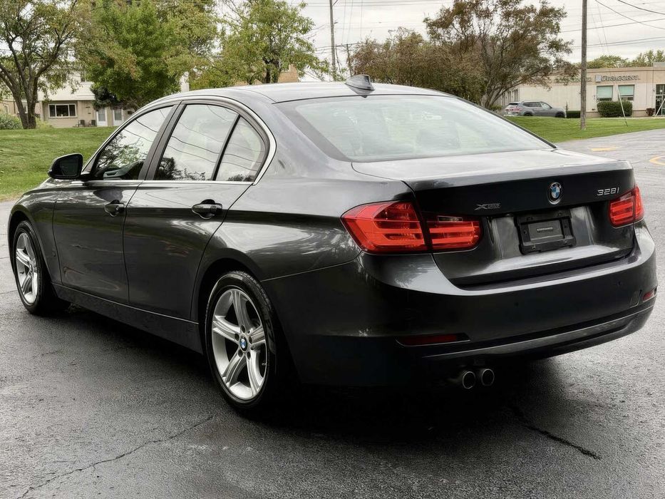 BMW 3 Series 328i xDrive      2015