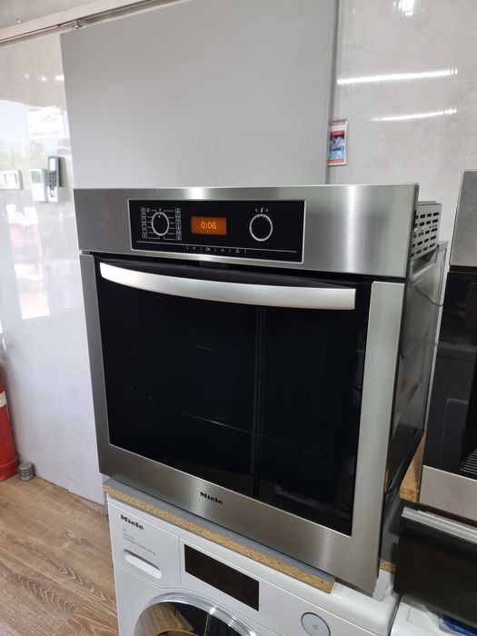 Piekarnik elektryczny Miele H 5361 BP, chowane pokrętła,dużo programów