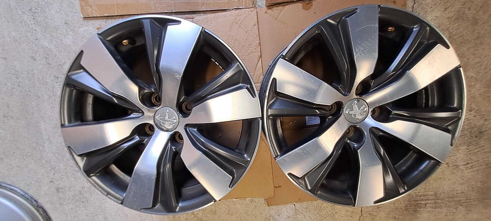 Felgi aluminiowe Peugot 208  6.5Jx16 ET 20