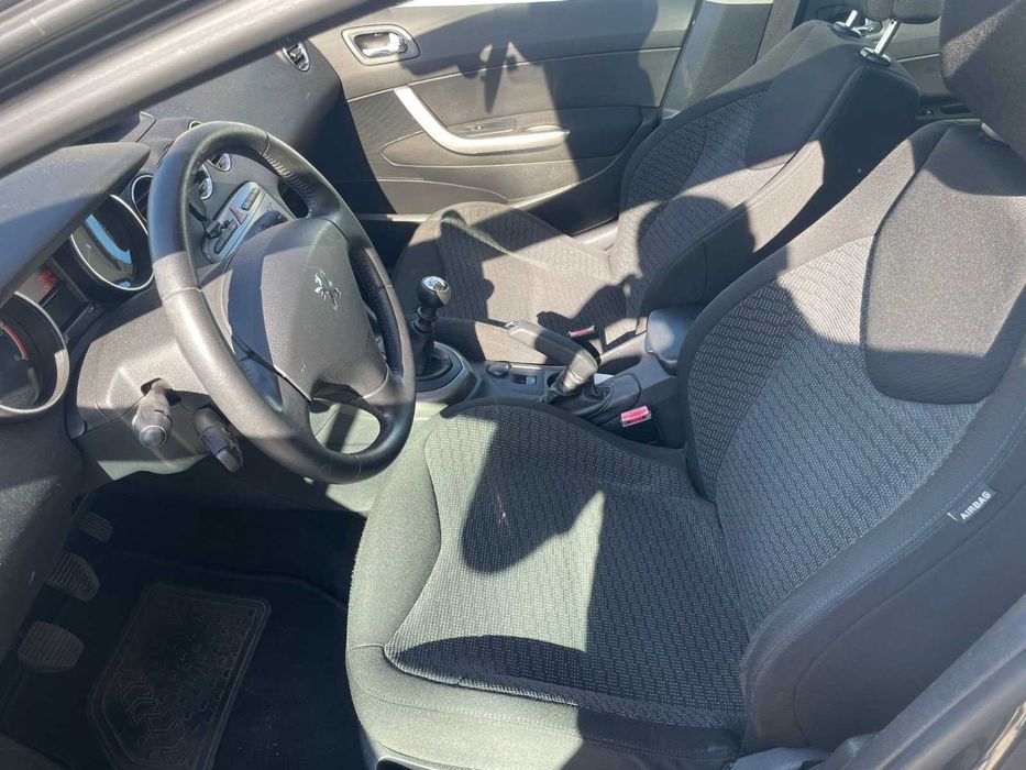 Peugeot 308 SW 1.6 HDI – 7 Lugares, Teto Panorâmico, Isofix