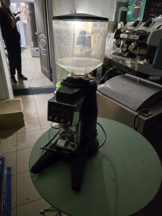 Кавомолка професійна  Obel