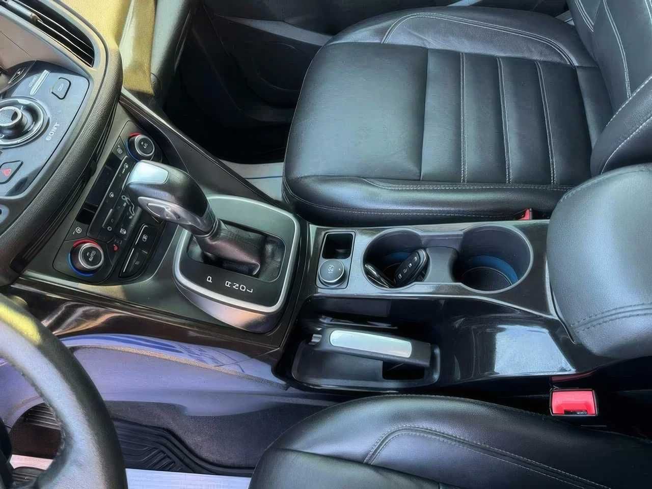 2017 Ford C-Max Energi Titanium