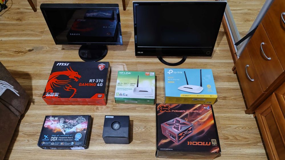 БУ Комп'ютерні комплектуючі та запчастини