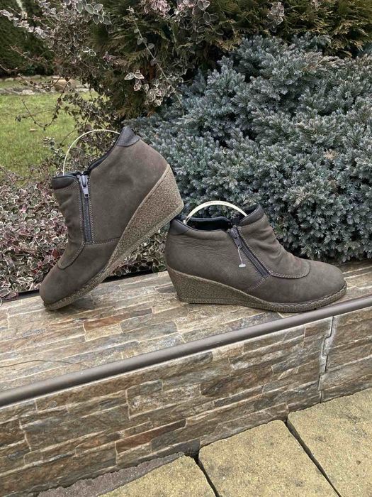 Comforto by Rieker жіночі ботінки шкіра 39р оригінал