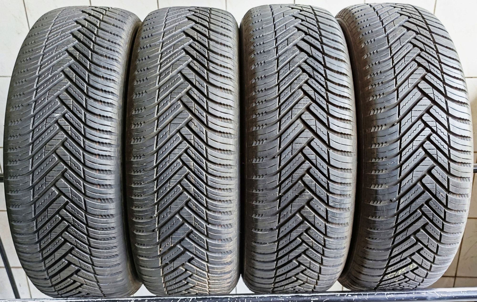 Opony 195/60/15 Hankook 6,65mm 2020r 4szt.=700zł C