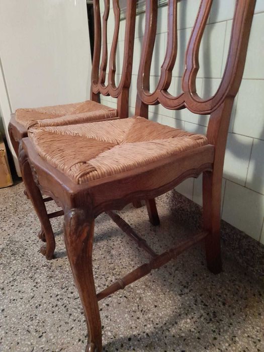 Krzesła w stylu ludwikowskim