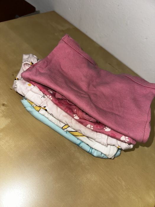 Paka ubrań niemowlęcych rozmiar 62 / 68