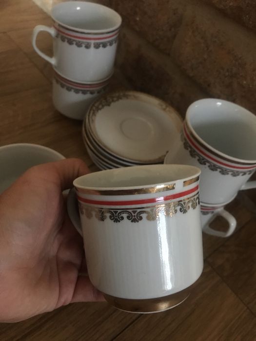 Filiżanki ze spodkiem Polska porcelana Chodzież Ksiaz