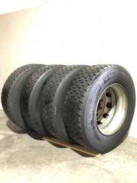 315/70R 22.5 pneus usados