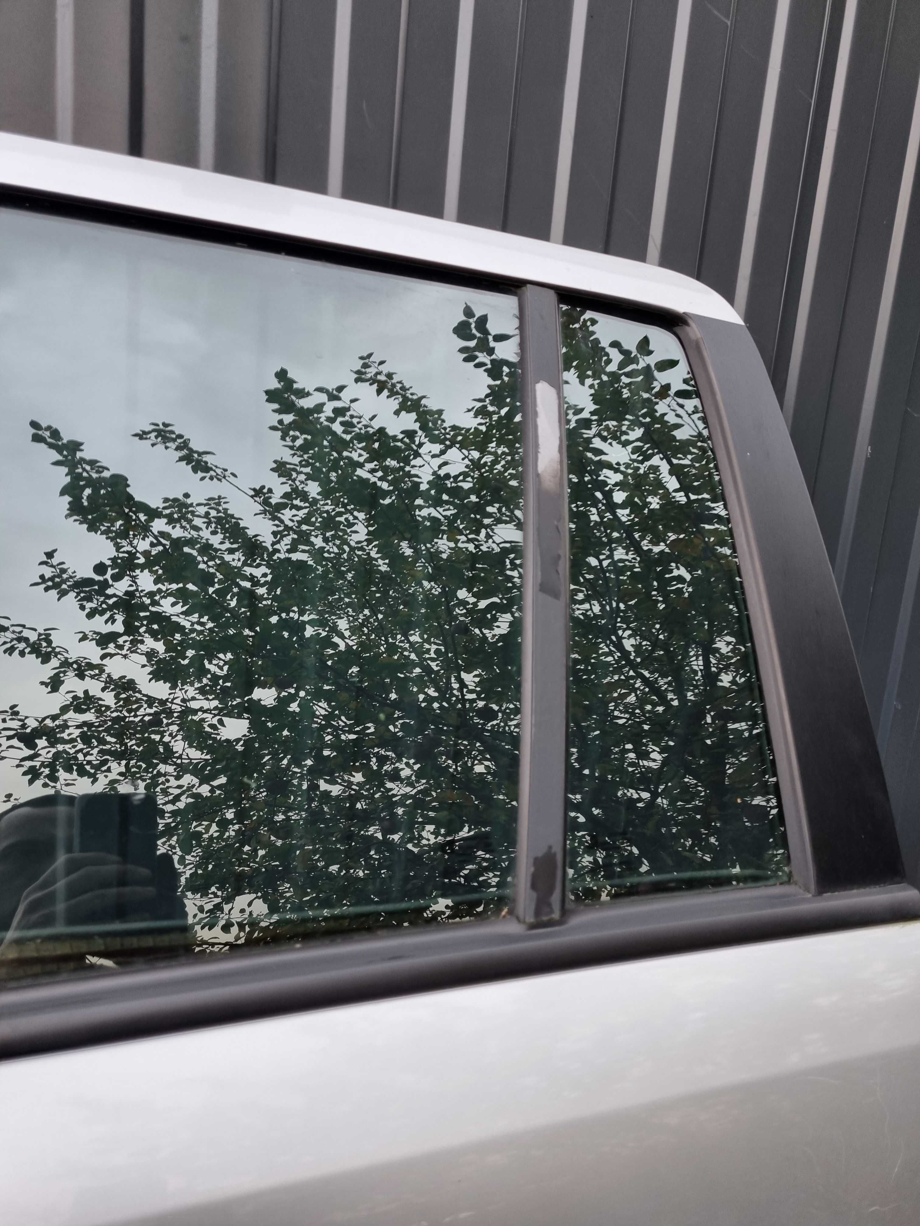 Opel Zafira B Lift Drzwi Lewe Tył Kolor Z176