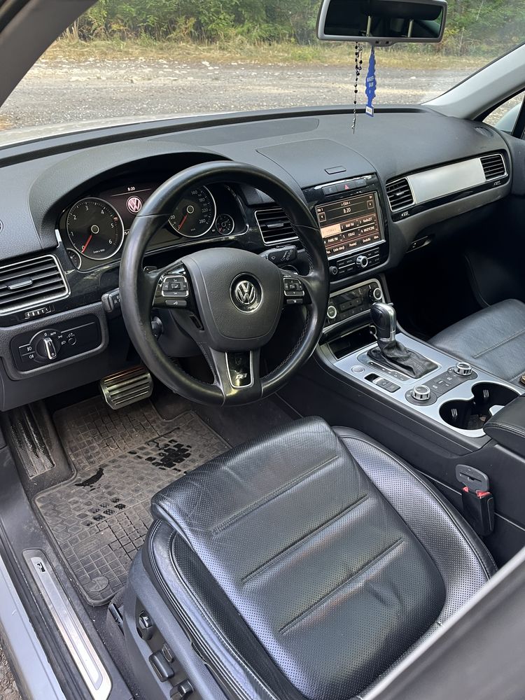 Sprzedam Vw Touareg 4.2 diesel R-line