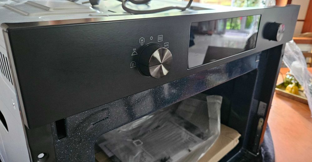 kuchenka mikrofalowa do zabudowy Samsung NQ50K3130BB