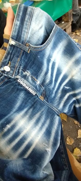Продам джинси DSQUARED2