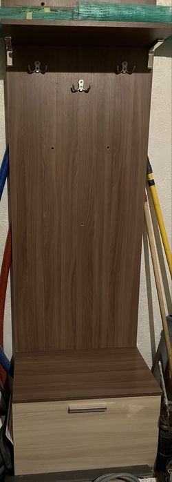 Прихожа, вішак на одяг з тумбою