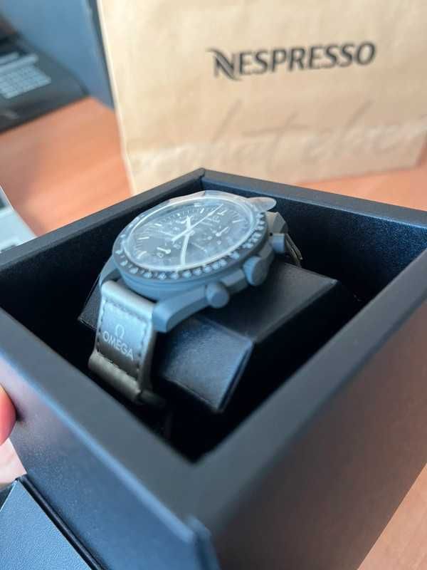SO33A100 Omega x Swatch Merkury：Kosmiczny Zegarek Bioceramiczny