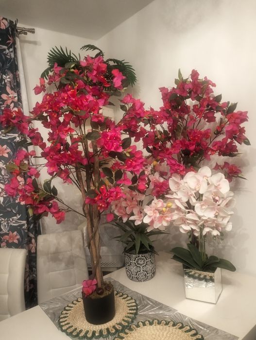 Sprzedam kwiaty sztuczne komplet