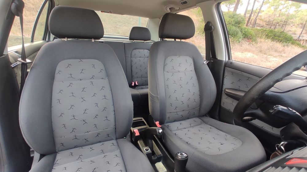 Skoda Fabia 2003 1.4 gasolina 173mil KMS