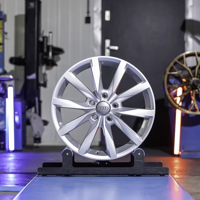 NOWE ORYGINALNE  Felgi Audi 17" A3 A4 A6 Q2 Q3 TT