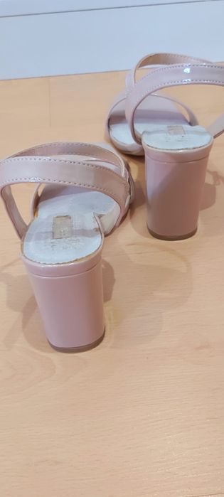 Sandálias "Primark"