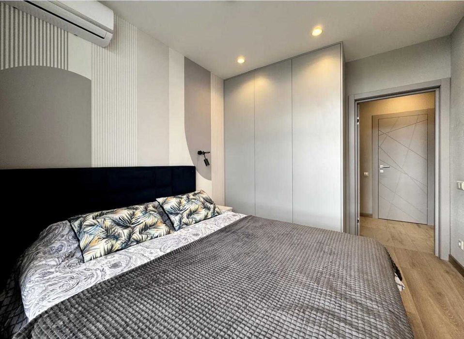 Продаж 1к квартира 38м2 9 поверх ЖК Республіка Київ Теремки