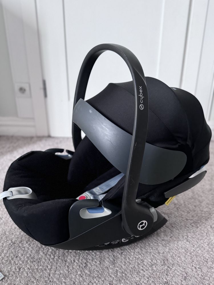 Komplet fotelik Cybex Sirona Z2 + nosidło Cybex + baza 360