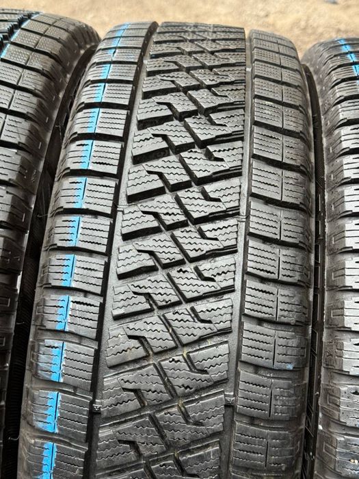 Шины БУ 215 65 R 16 C lassa wintus комплетк грузовая зима