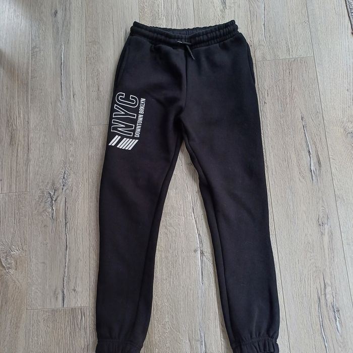 Spodnie dresowe rozm. 146/152.