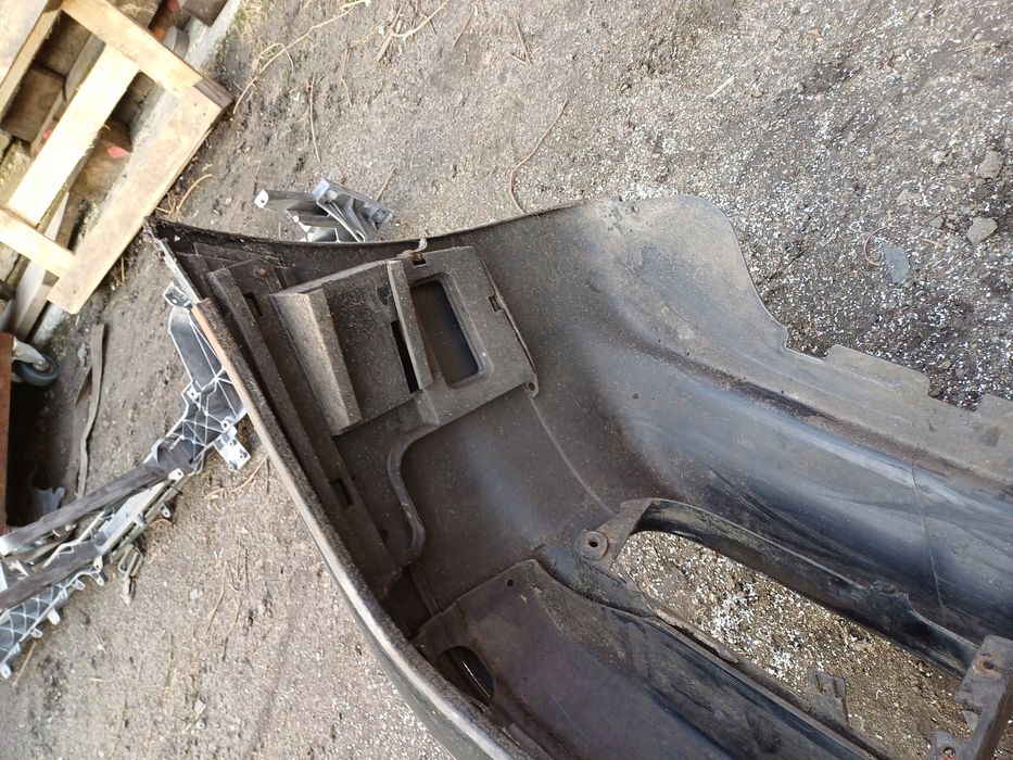 BMW 7 E38 Zderzak przód Przedni