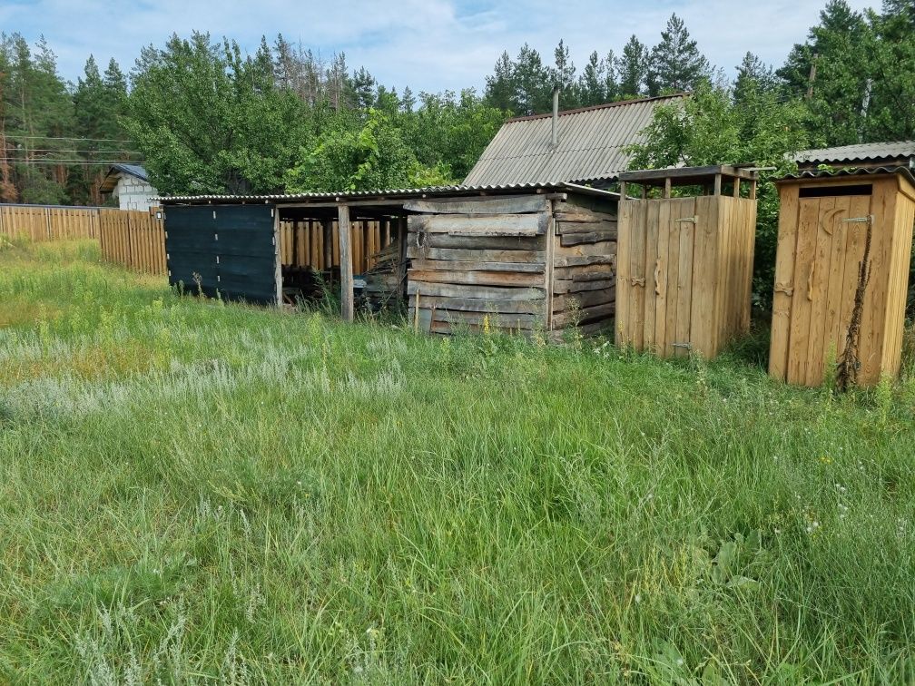 Продам участок возле леса.