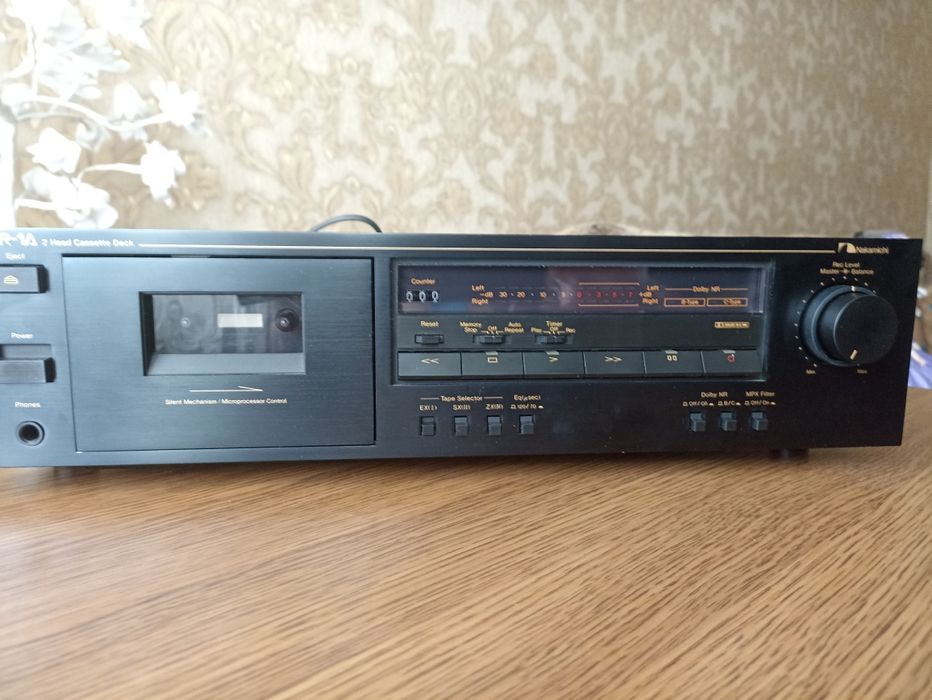 Nakamichi CR-1a касетна дека