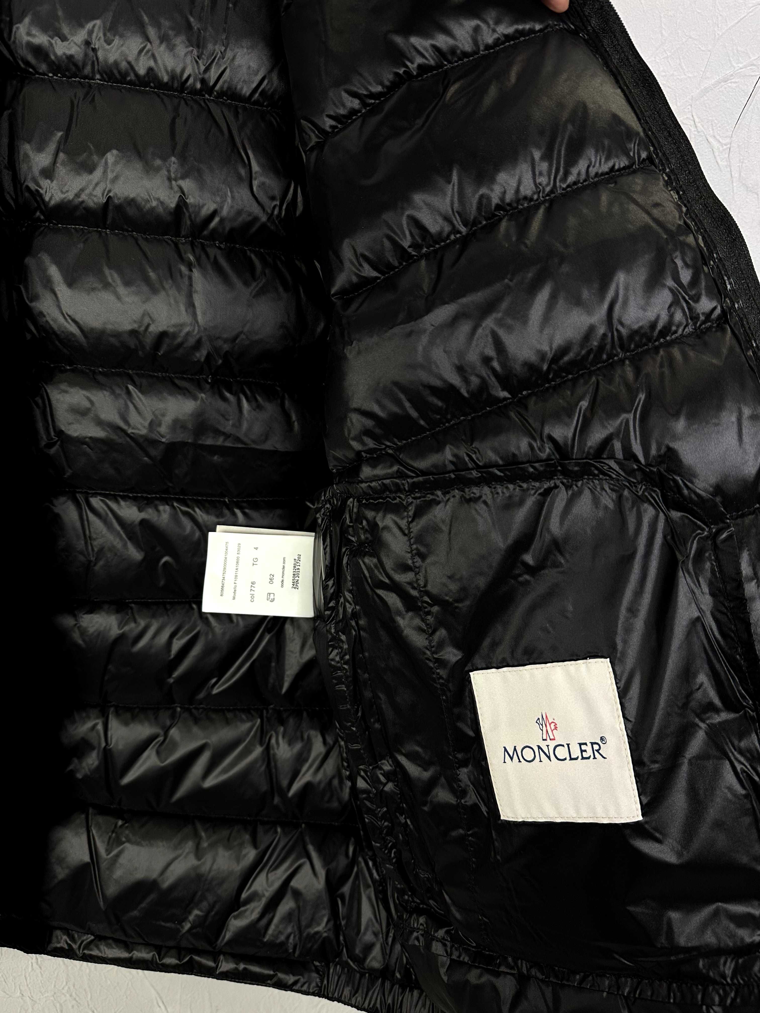 Куртка Moncler Acorus Short Down Jacket ветровка монклер moncler maya