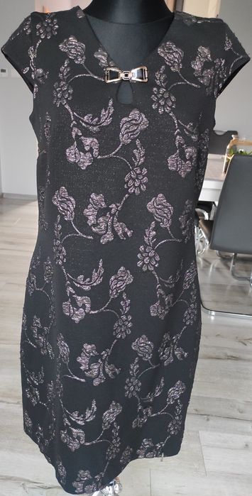 Czarna sukienka Monnari