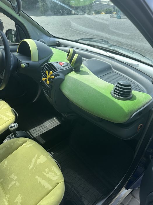 Продам Smart 2001 г 0.6 бензин