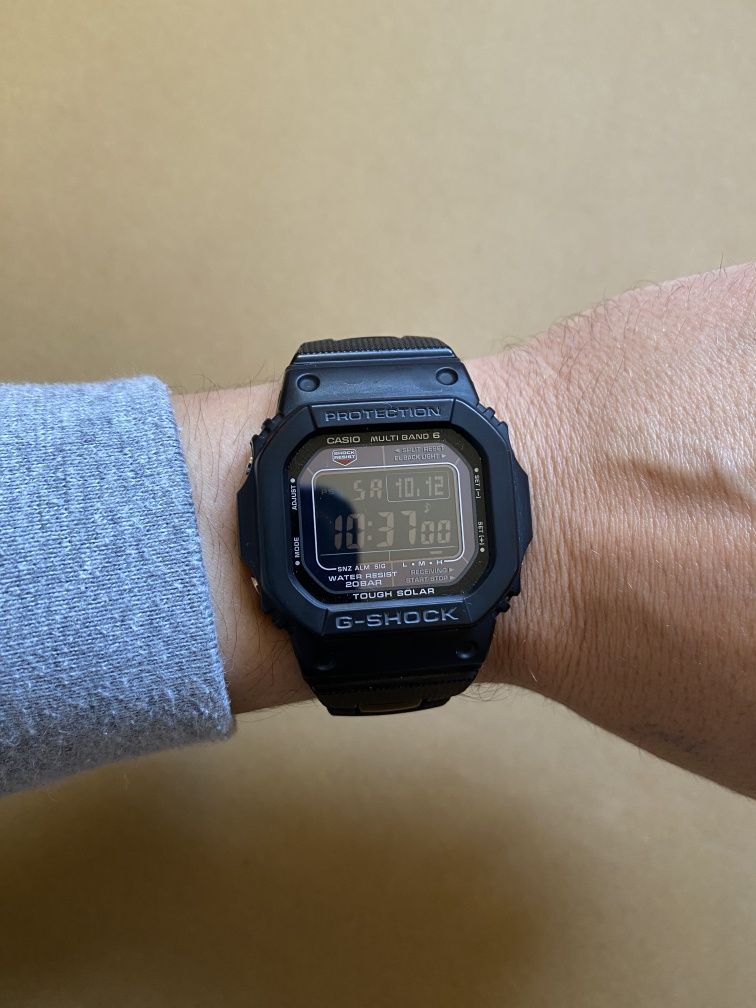 Casio GW-M5610BC solar
