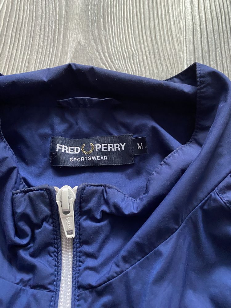 Fred perry на лампасиках