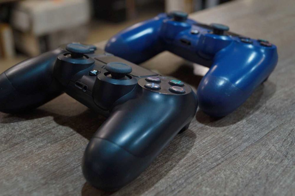 Геймпад Sony DualShock 4 V2 Black Б/У TVOYO
