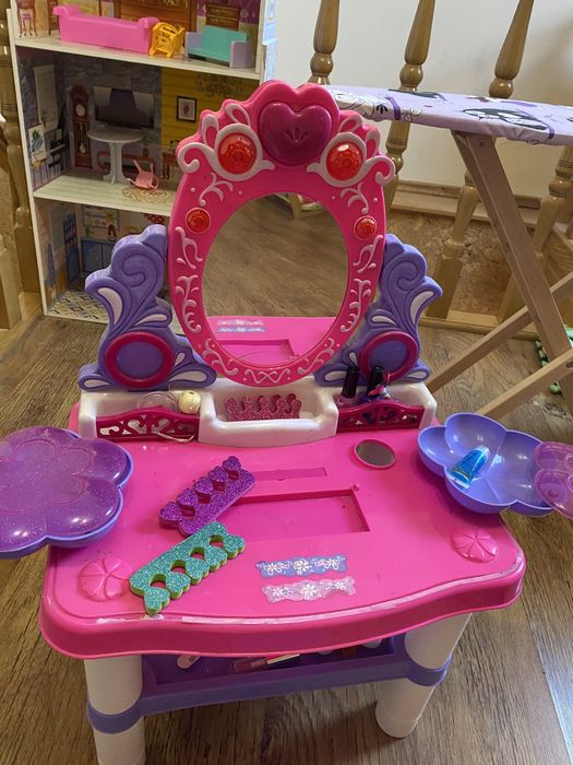 Трюмо музичне без кріселка