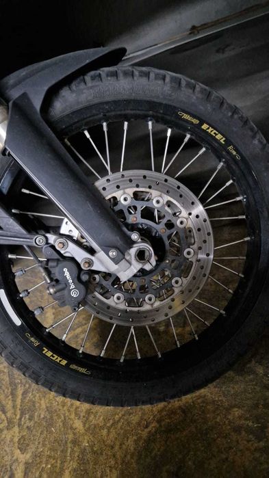 BMW F800GS – 2009 – 35.000 km – Pronta para novas aventuras!