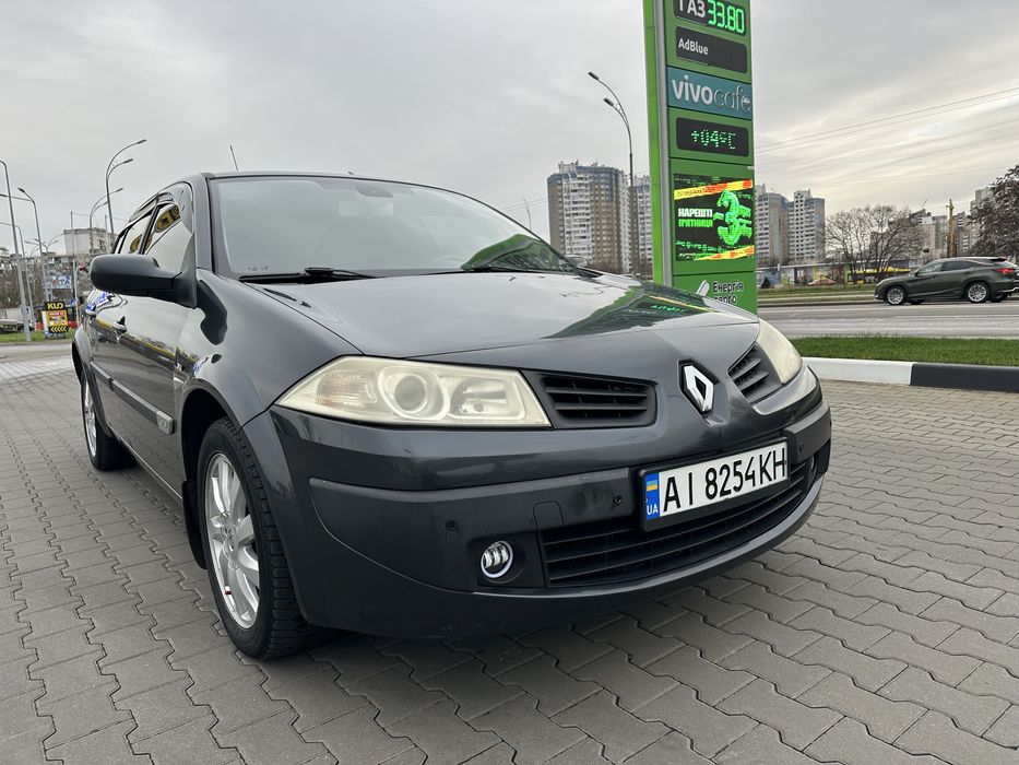 Рено Меган 1.6 автомат газ