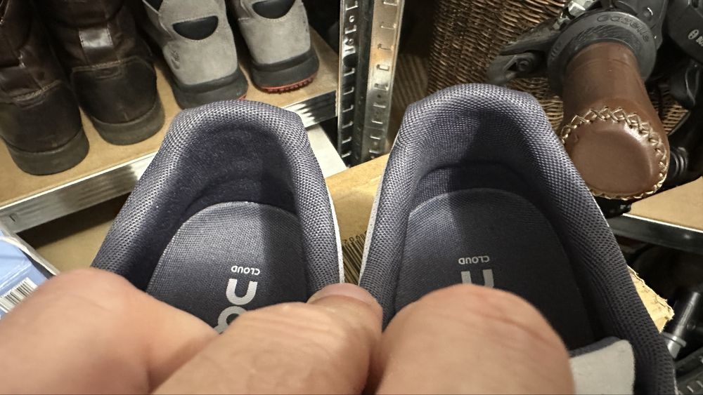 Buty on running rozmiar 45