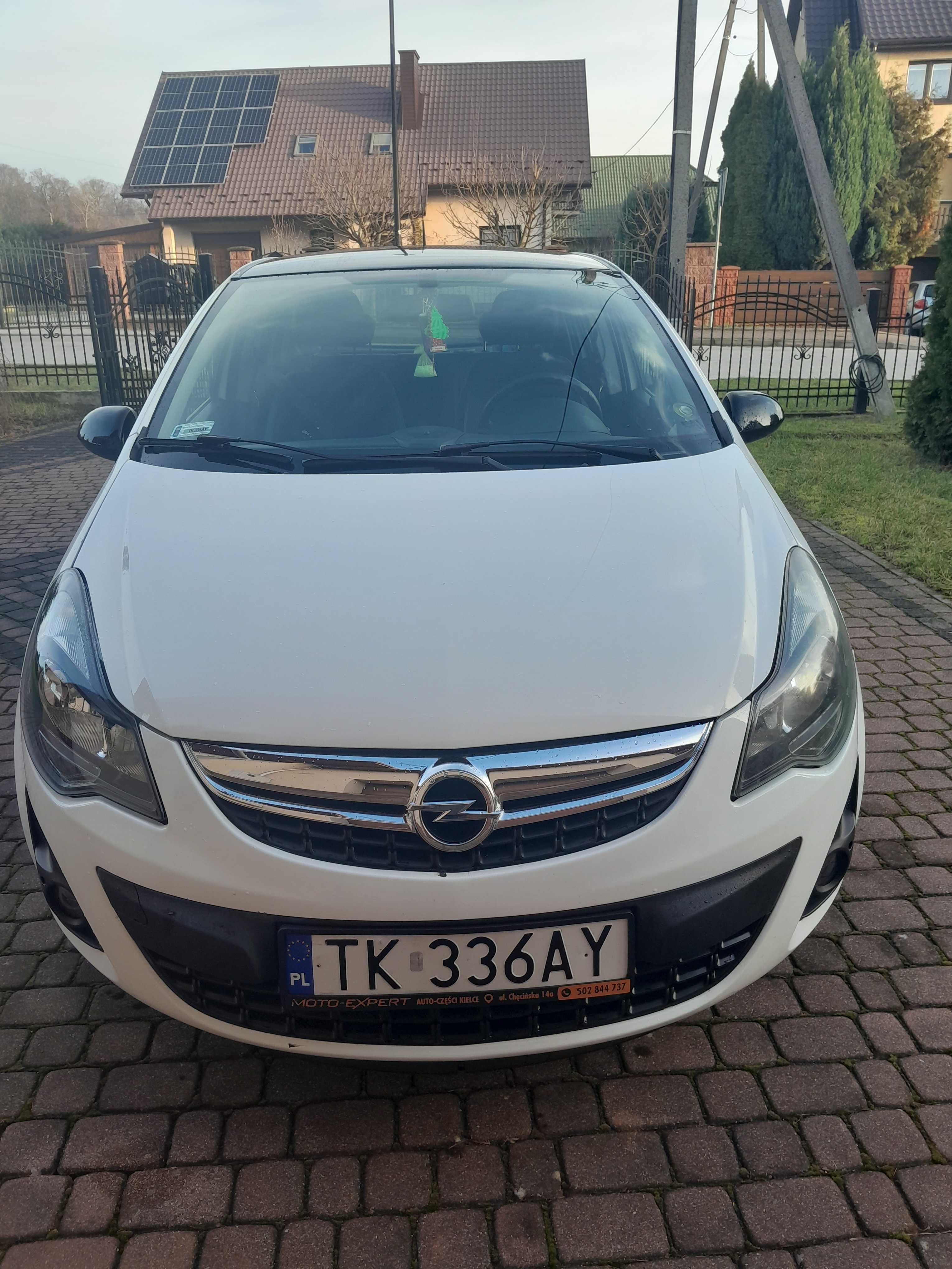 Opel corsa niski przebieg