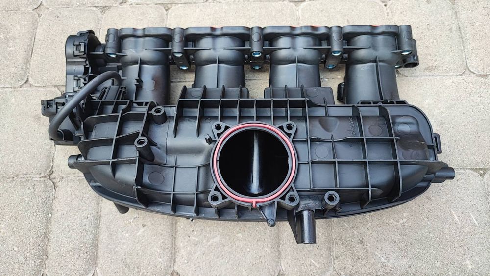 Впускной коллектор Фольксваген Тигуан