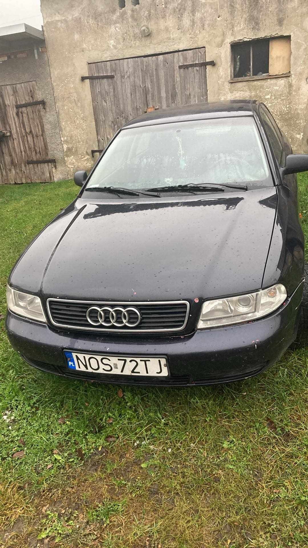 Części audi a4 b5 sedan silnik 1.8 adr skrzynia lampa drzwi klapa lz5l