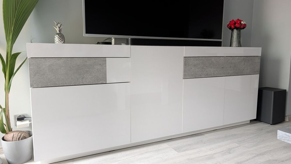 Komoda szafka RTV 218 cm biała imitacja betonu