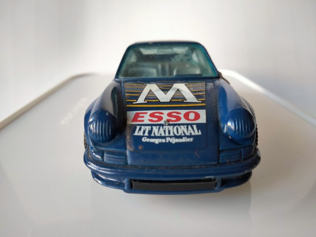 1/43 Porsche 911 Turbo "Esso" #11 (1990)
