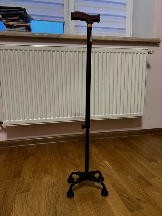 Костиль для людей похилого віку